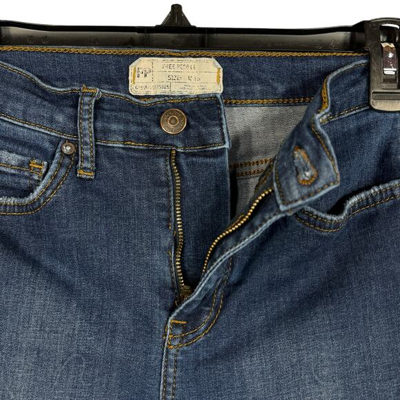 Free People SZ W25 Skinny Jeans Distressed Rips Mid-Rise Stretch Zip-Fly Blue - Picture 4 of 10